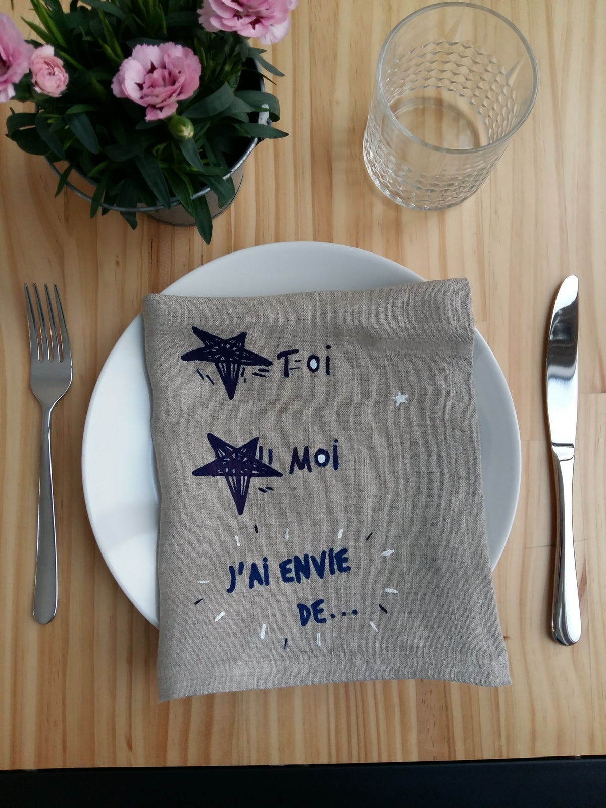 decoration ethique serviette table zero dechet waste tissu textile lin made in France serigraphie environnement Francais renaissance creation mode éthique